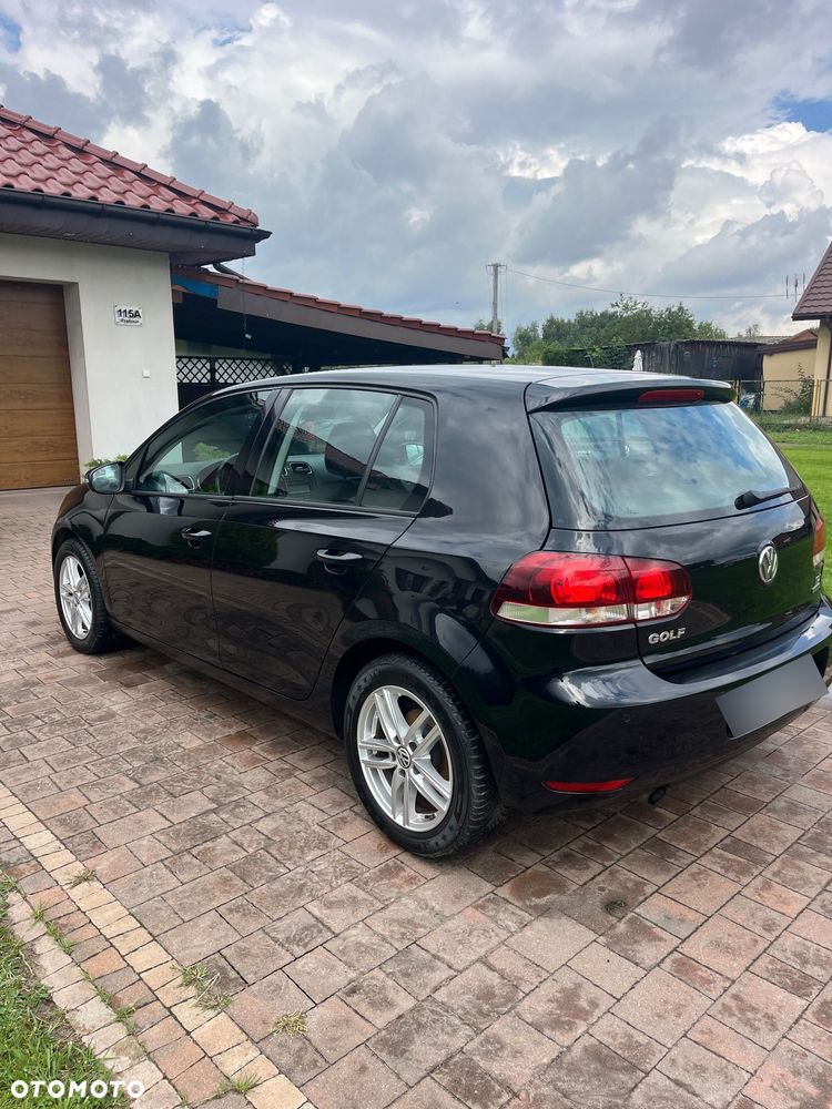 Volkswagen Golf 1.6 TDI BlueMot Comfortline DSG - 2