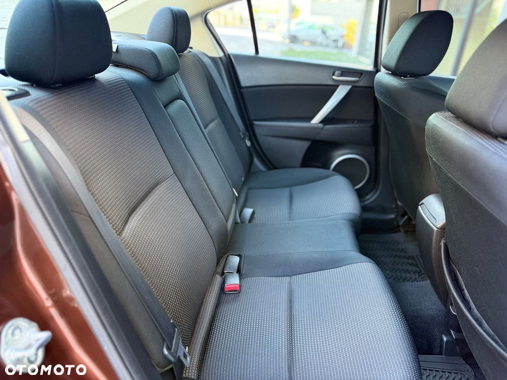 Mazda 3 - 18