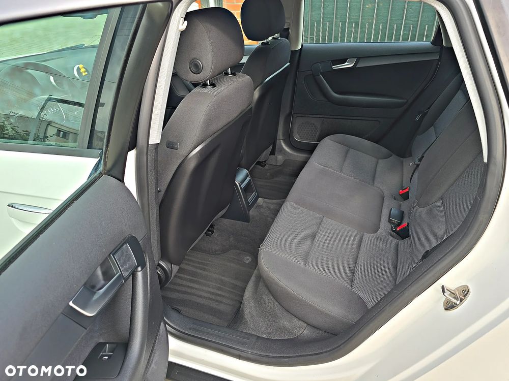 Audi A3 Sportback 1.6 TDI Attraction - 30