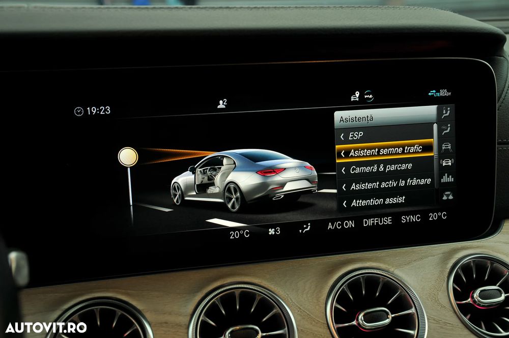 Mercedes-Benz CLS - 30