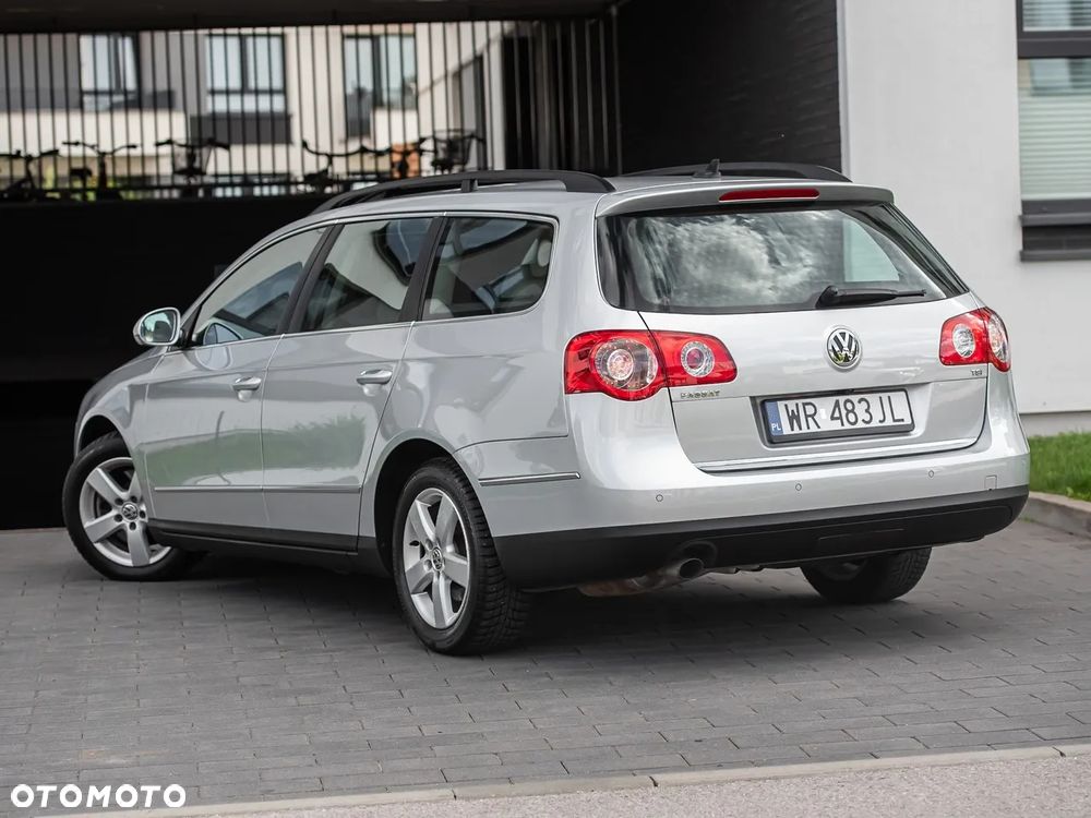 Volkswagen Passat - 9