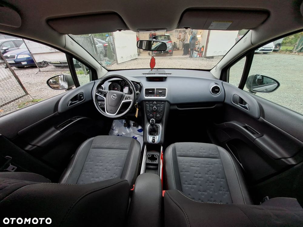 Opel Meriva - 12
