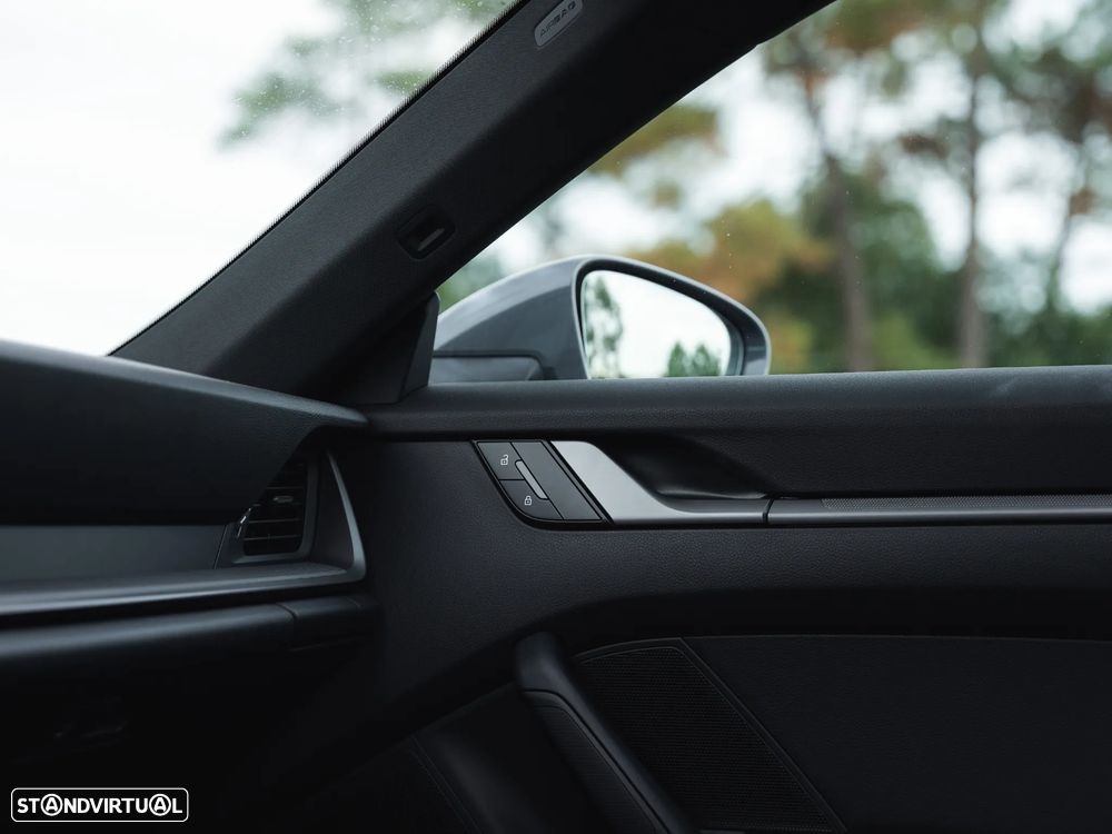 Porsche 911 (992) Carrera - 22