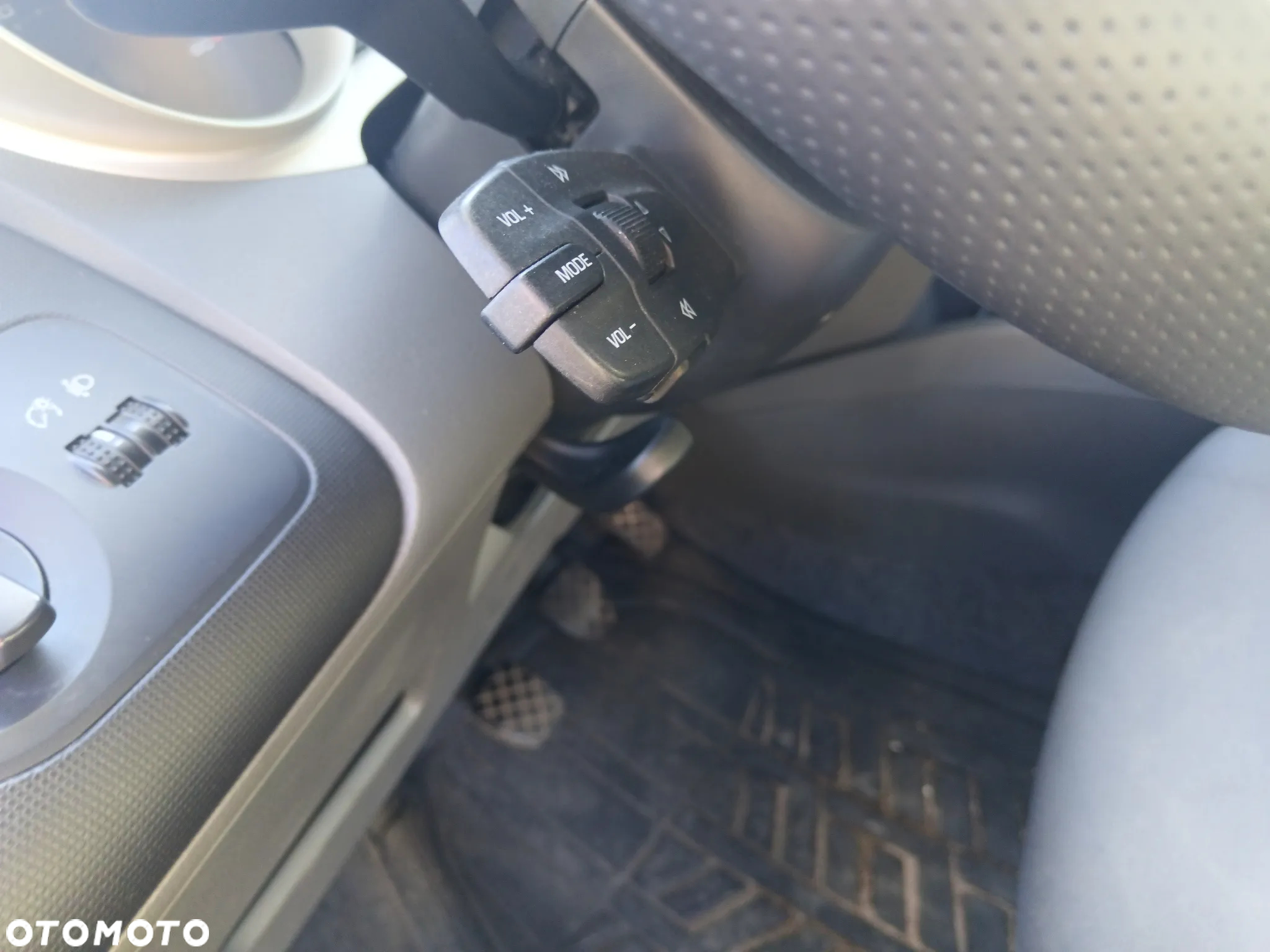 Seat Ibiza SC 1.4 16V Reference - 14