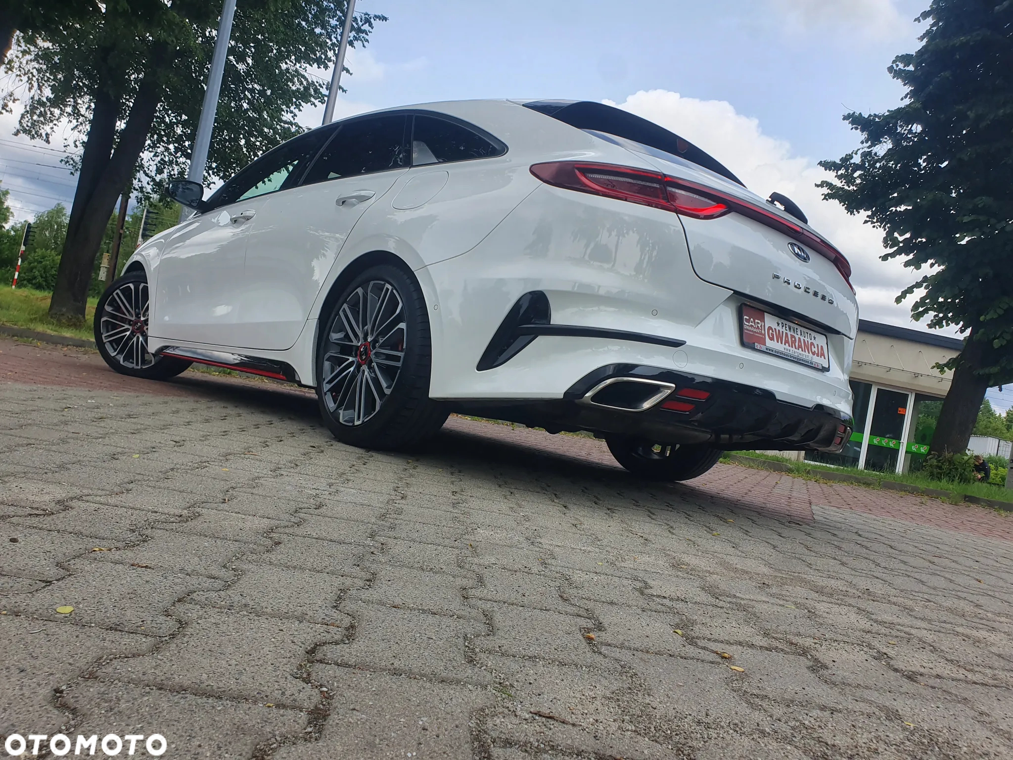 Kia ProCeed 1.6 T-GDI GT DCT - 34