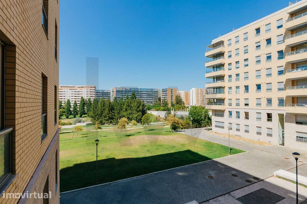 T2 com Terraço e Vista Jardim - Grande imagem: 2/26