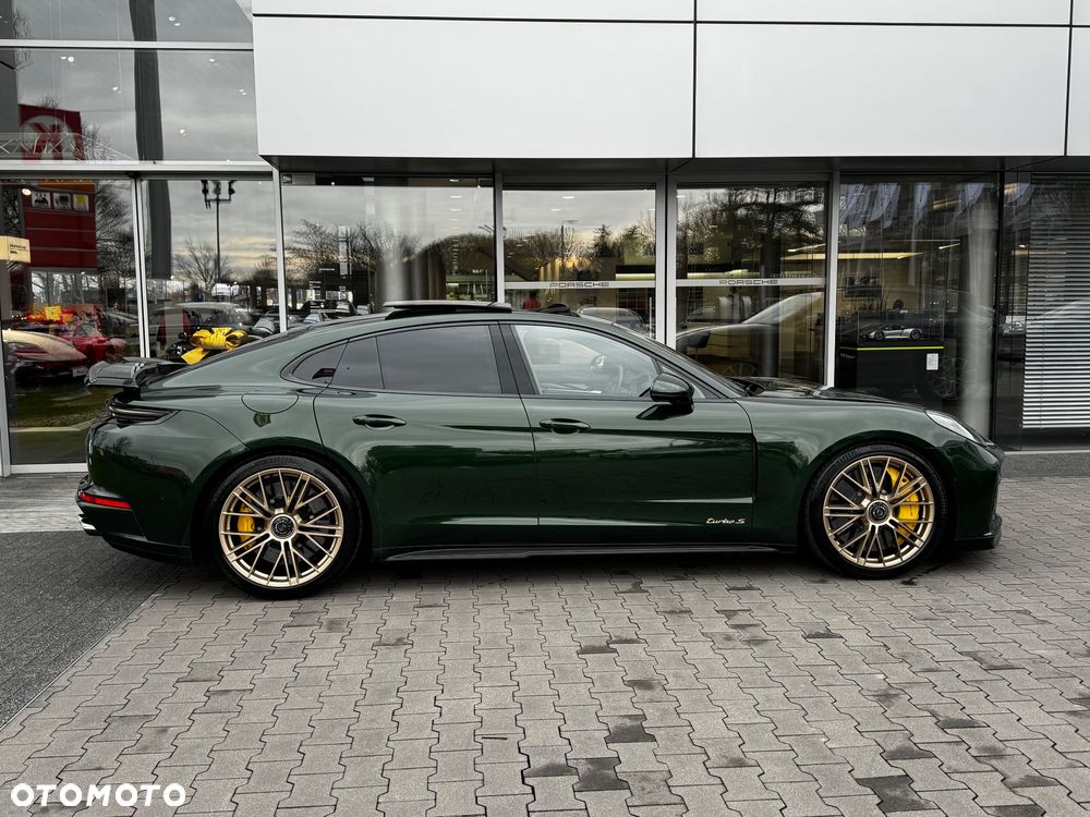 Porsche Panamera Turbo S E-Hybrid PHEV - 12
