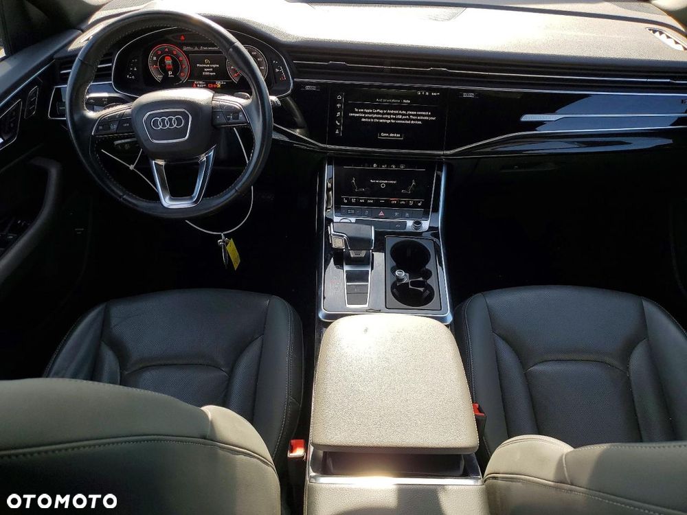 Audi Q8 - 9