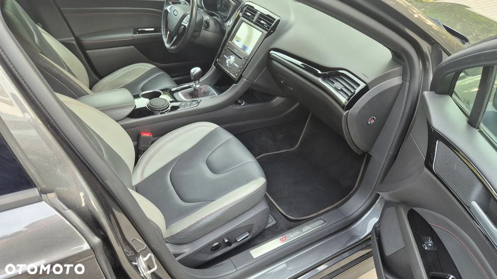 Ford Mondeo 2.0 EcoBlue ST-Line - 25
