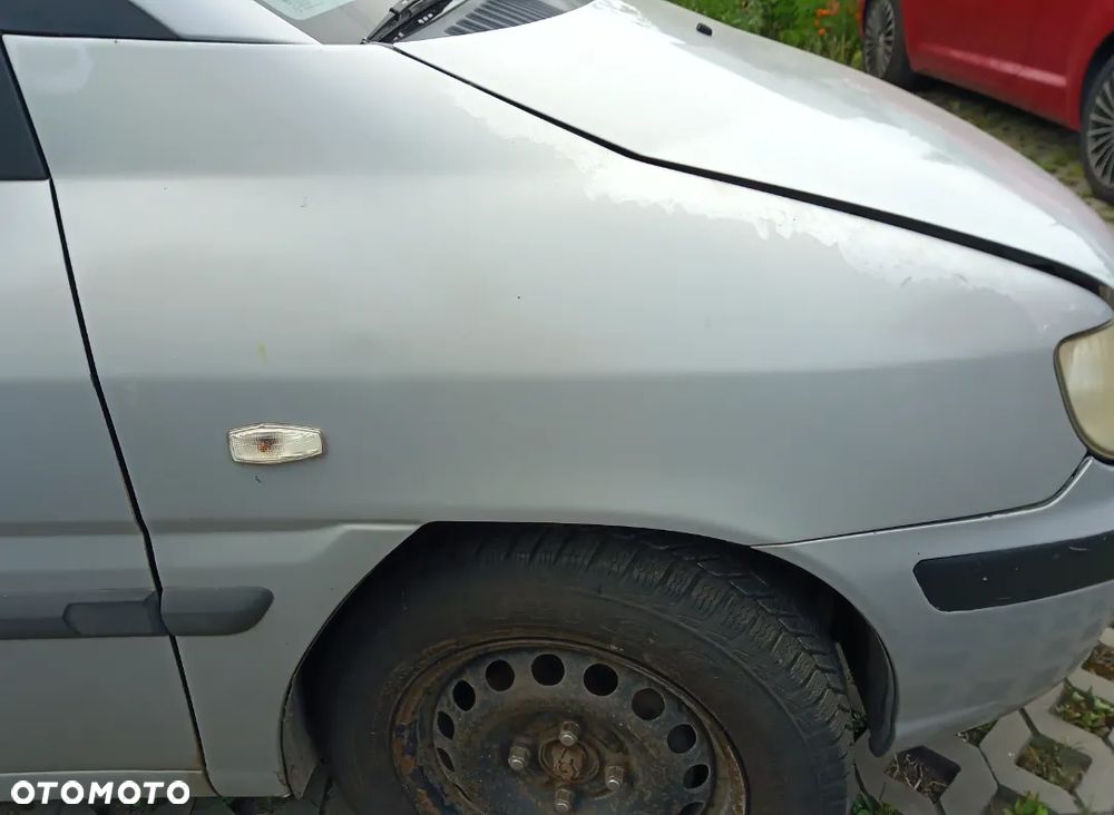 Hyundai Matrix SJ błotnik przód przedni  prawy - 1