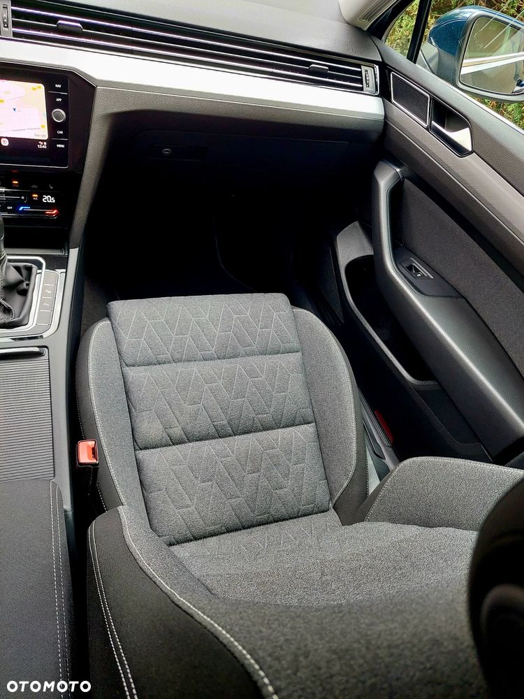 Volkswagen Passat 2.0 TDI EVO Business DSG - 18