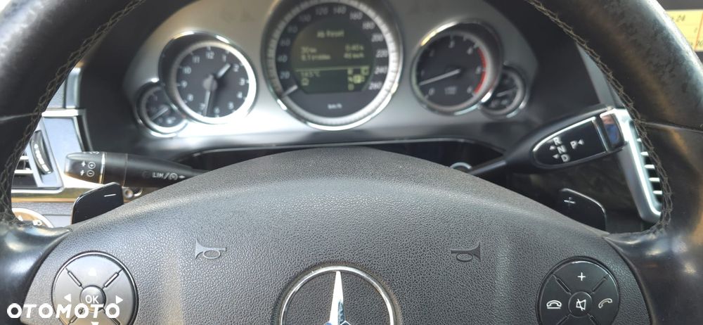Mercedes-Benz Klasa E 350 CDI BlueEff Avantgarde - 15