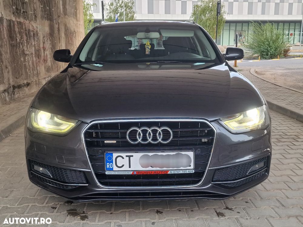 Audi A4 Avant 2.0 TDI DPF clean diesel quattro S tronic S line Sportpaket - 5