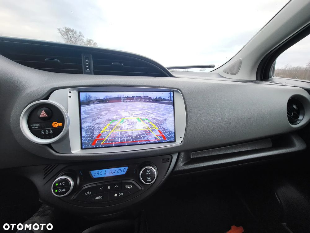 Toyota Yaris - 35