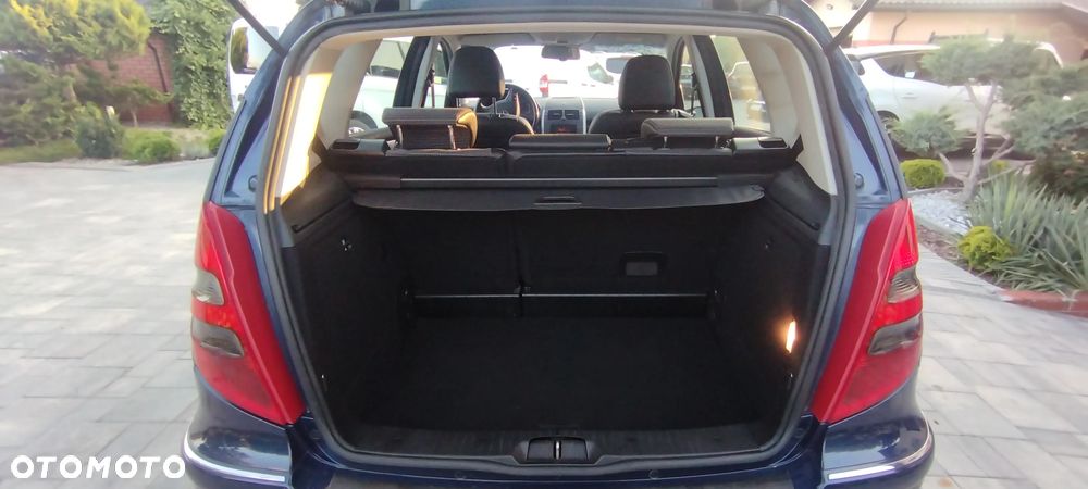 Mercedes-Benz Klasa A 200 Avantgarde Edition 10 - 15