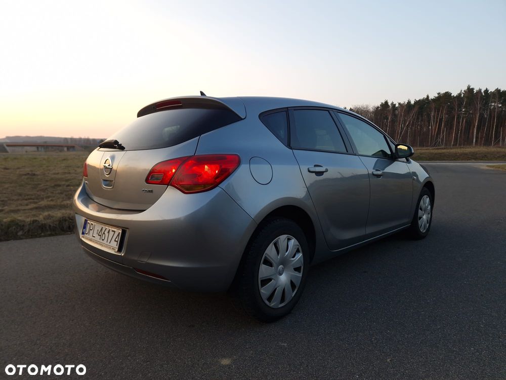 Opel Astra - 5