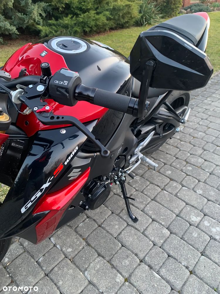 Suzuki GSX 1000 - 14