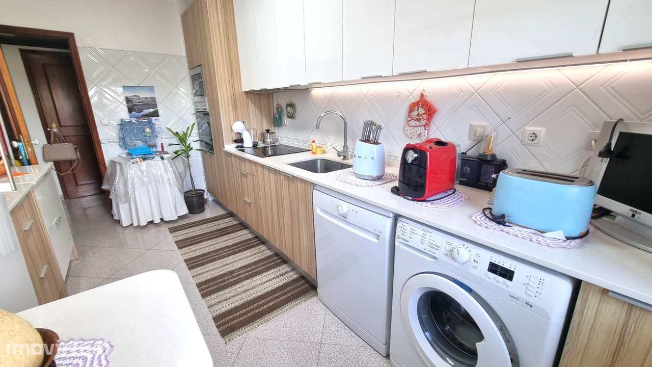 LARANJEIRO CENTRO - Apartamento T1 cozinha independente - Grande imagem: 2/8