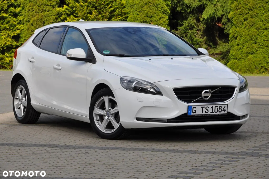 Volvo V40 D2 Momentum - 10