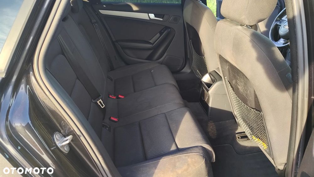 Audi A4 Avant 2.0 TDI Quattro S tronic - 10