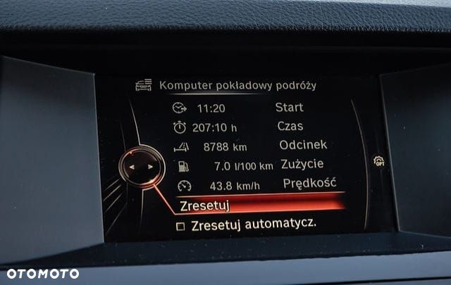 BMW Seria 5 525d - 31