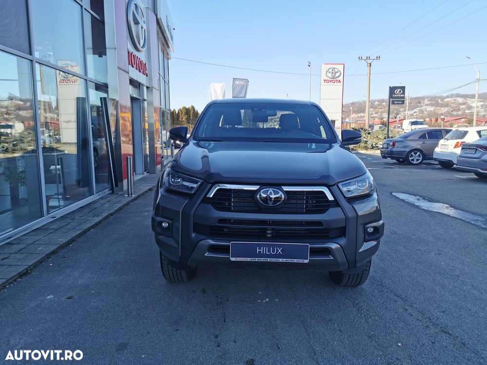 Toyota Hilux 2.8D 204CP 4x4 Double Cab AT Invincible - 3