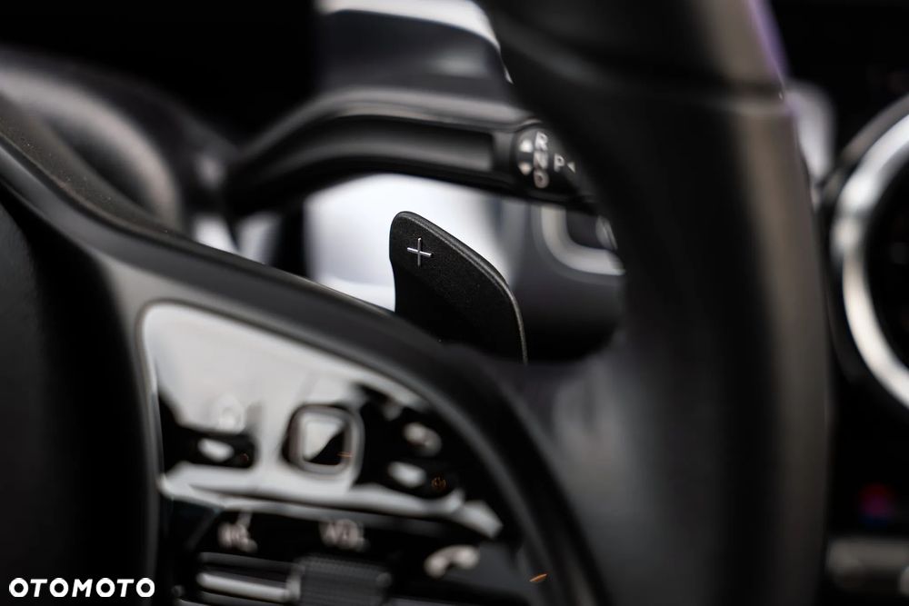 Mercedes-Benz GLB 200 Style 7G-DCT - 31