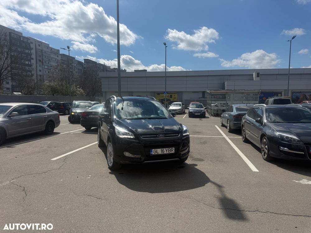 Ford Kuga 2.0 TDCi Powershift 4WD Titanium - 2