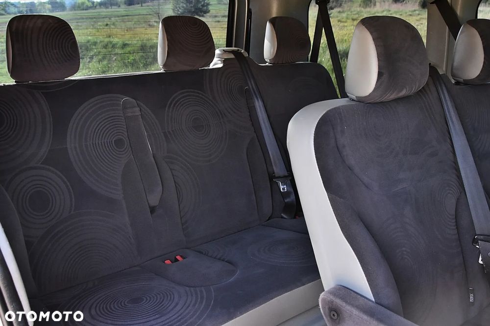 Renault Trafic - 31