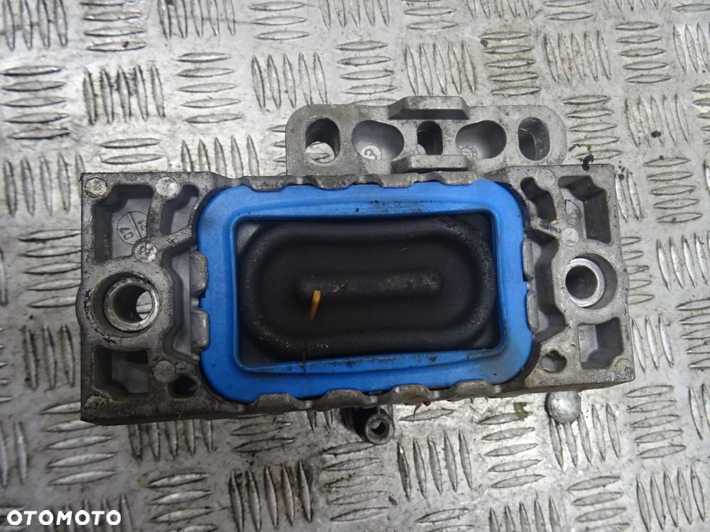 AUDI A3 8P 03-07 2.0 TDI ŁAPA PODUSZKA SILNIKA 1K0199262 - 3