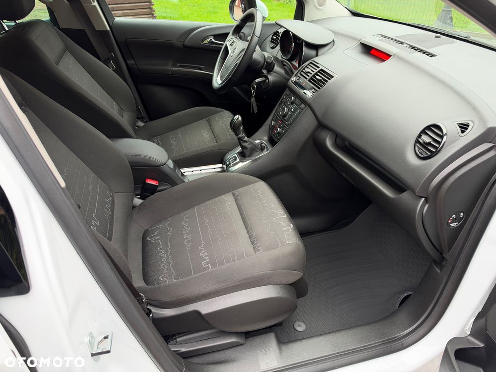 Opel Meriva - 11