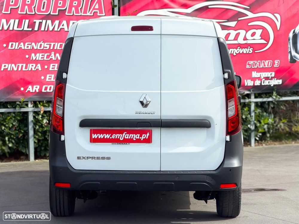 Renault Express 1.5 Blue dCi - 9