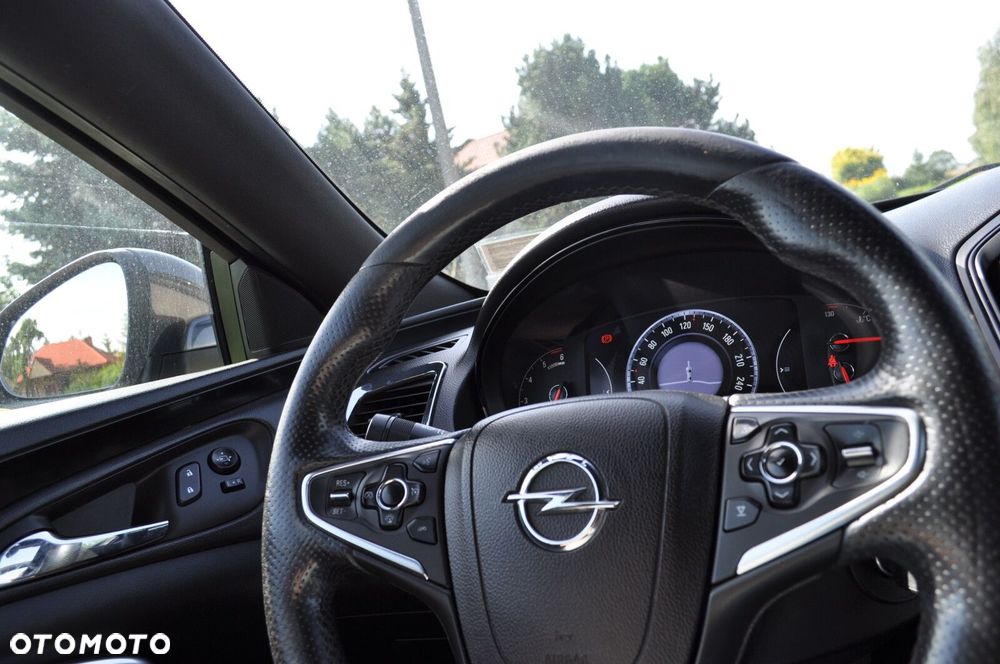 Opel Insignia - 11