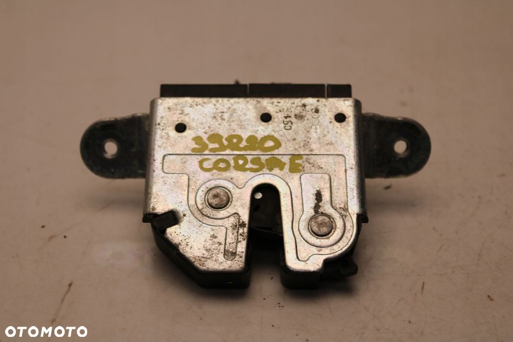 opel corsa e 14r- zamek klapy bagażnika tył tylny 13481535 - 1