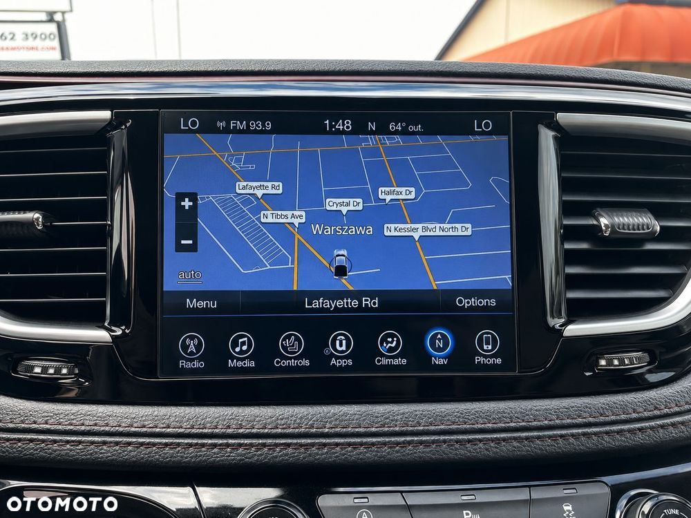 Chrysler Pacifica - 19