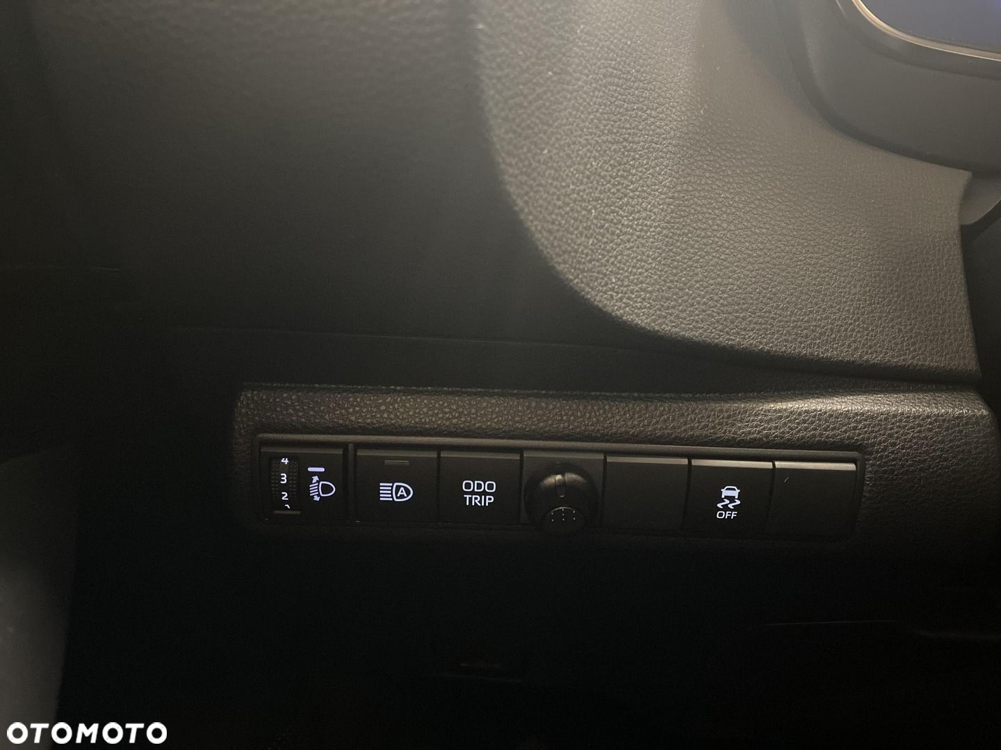 Toyota Corolla - 18