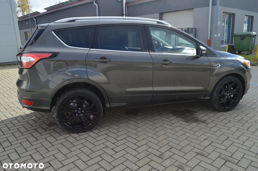 Ford Kuga 2.0 TDCi 4x4 ST-Line - 14