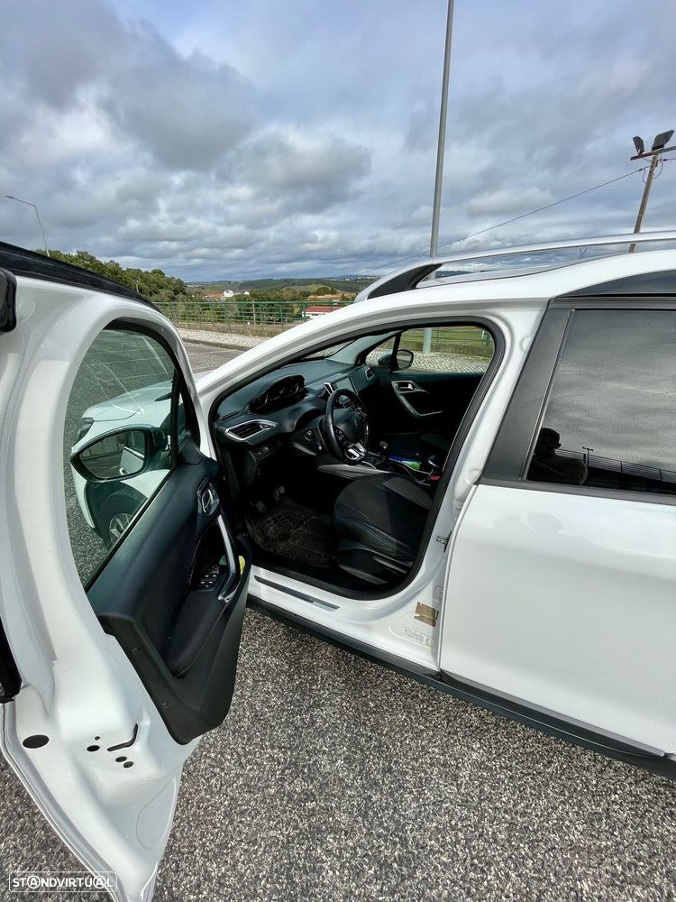 Peugeot 2008 - 5