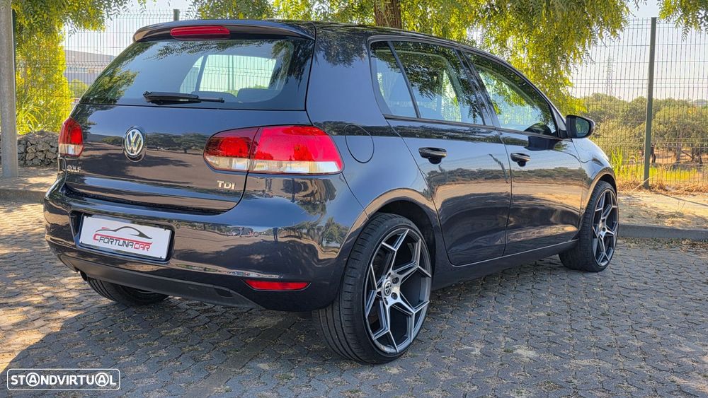 VW Golf 1.6 TDi Confortline - 6