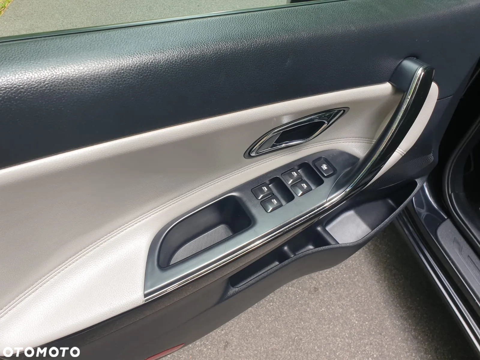 Kia Ceed 1.6 GDI SW Dream Team Edition - 18