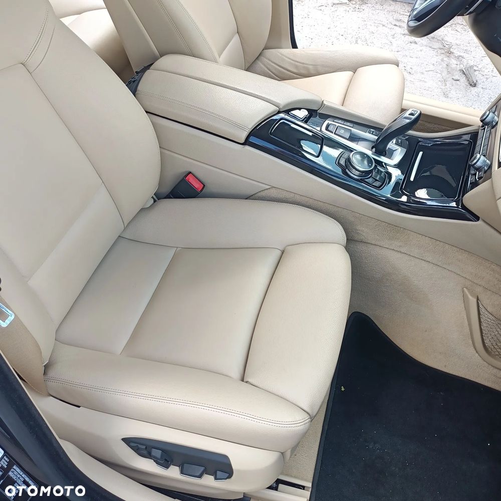 BMW Seria 5 530d xDrive - 4