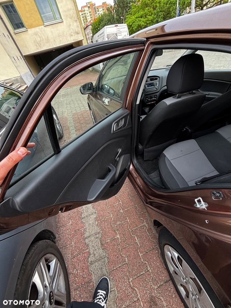 Hyundai i20 1.2 Classic Plus - 17