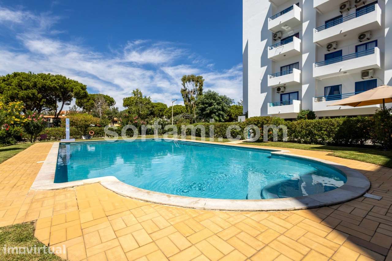 Apartamento T1 Venda em Quarteira,Loulé - Grande imagem: 2/17