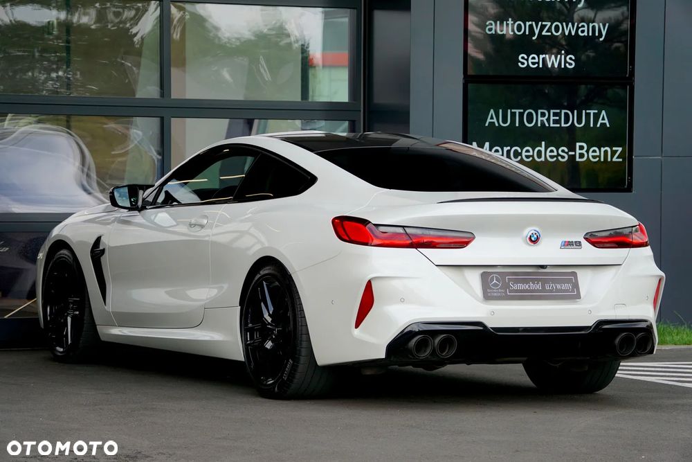 BMW M8 - 8