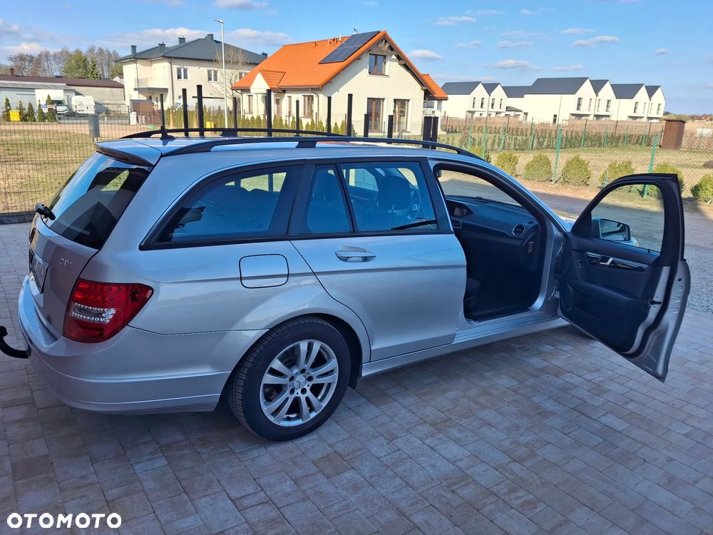 Mercedes-Benz Klasa C 220 CDI DPF BlueEFFICIENCY Edition - 10