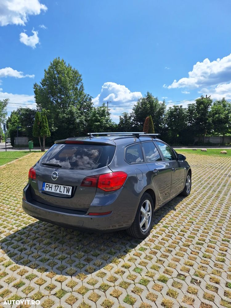 Opel Astra Sports Tourer 1.7 CDTI ECOTEC - 2