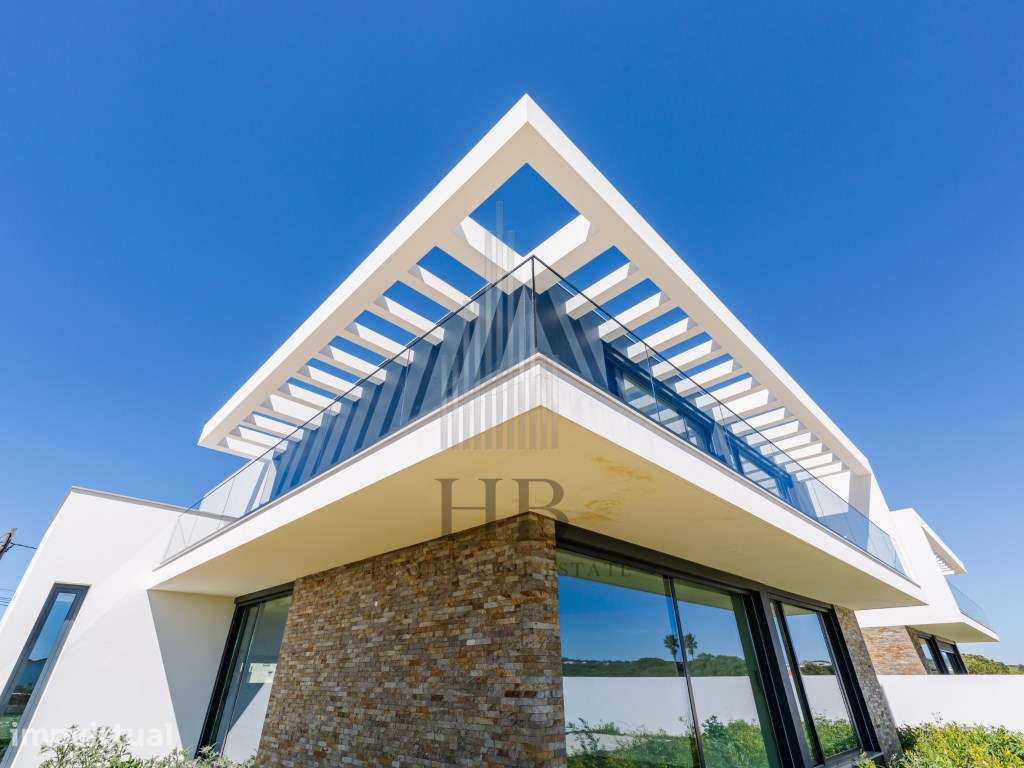 Moradia T4 de Luxo com Piscina e Jardim | Gouveia | Sintra - Grande imagem: 4/60