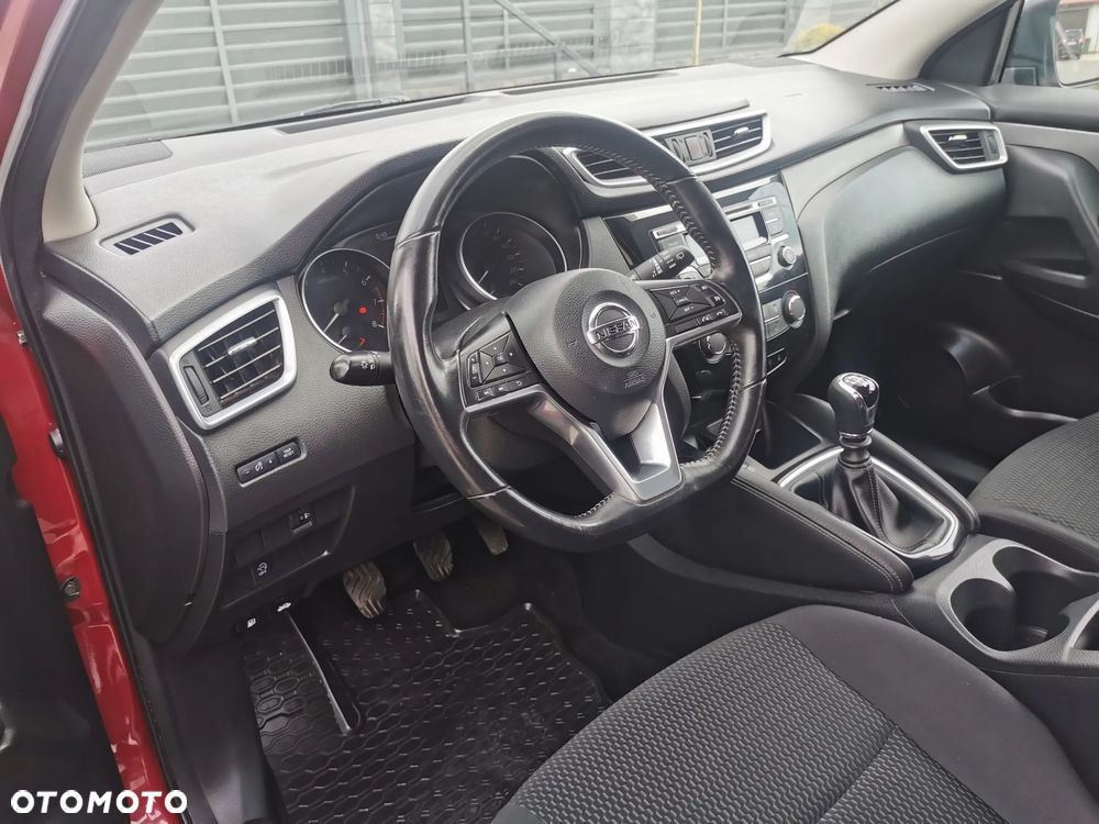 Nissan Qashqai 1.3 DIG-T Visia - 14