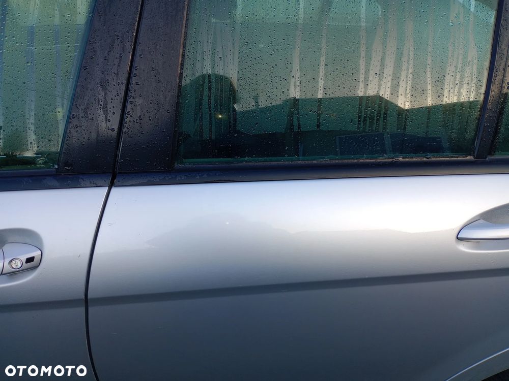 Drzwi przód/tył lewe/prawe Mercedes C klasa - 8