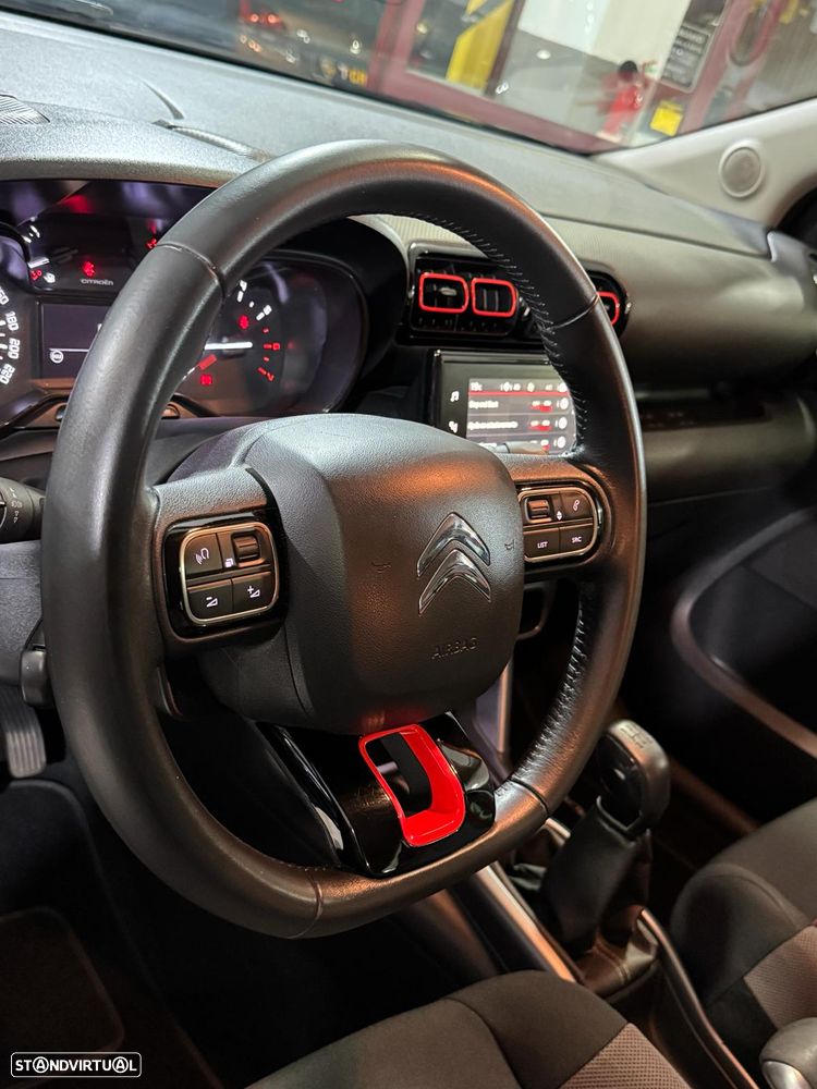 Citroën C3 Aircross 1.2 PureTech Shine - 3